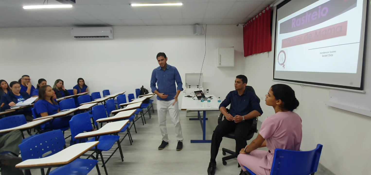 La UCP realiza charlas y actividades de sensibilización en el Octubre Rosa