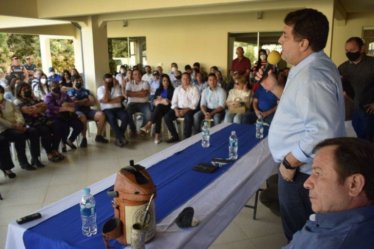 Harrison dice que Cartes es un líder dominante en la ANR