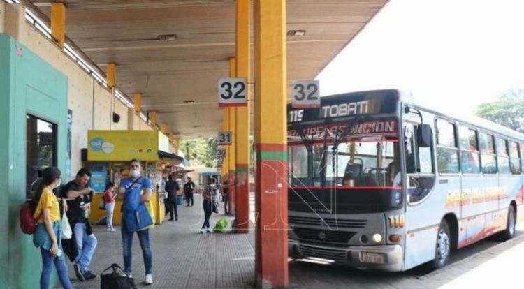 Transportistas del interior van a paro esta medianoche