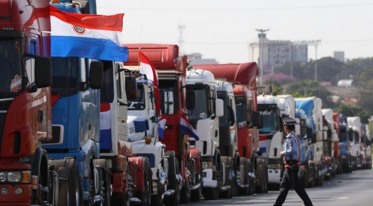 Así buscarán destrabar conflicto de camioneros, agroexportadores y “brokers” de por medio