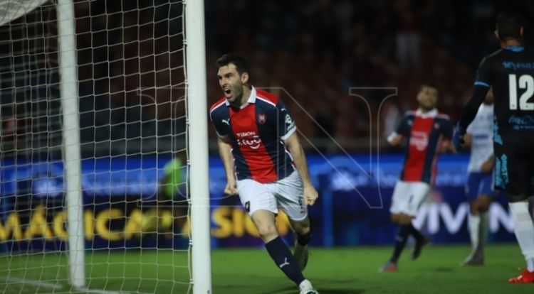 Cerro vence a Sol y se acomoda en la punta