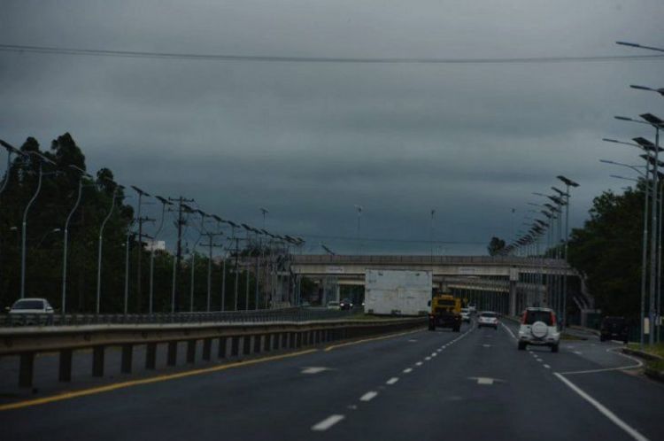 Jueves con clima cálido y con ocasionales tormentas eléctricas