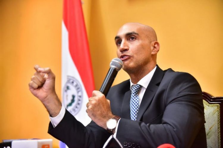 Salud eleva a 64 los casos de coronavirus en Paraguay