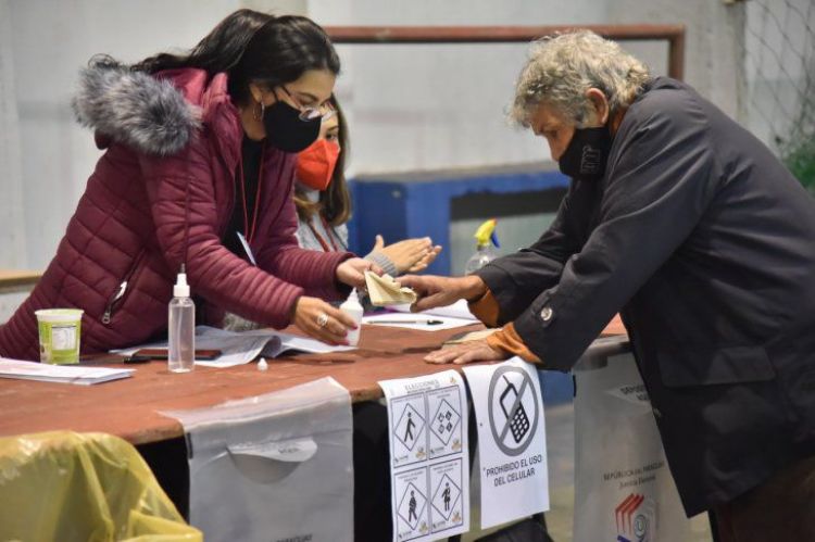 Oposición inicia diálogo para una alianza con miras al 2023