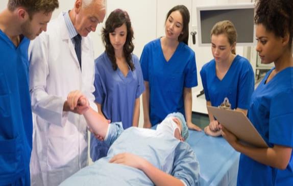 Examen Revalida: Masivo aplazo en Brasil de médicos recibidos en Paraguay y otros países