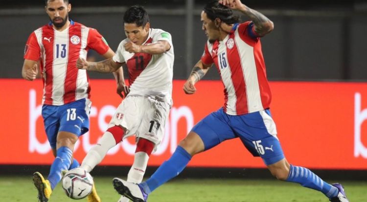 Perú y Paraguay abren los cuartos de final