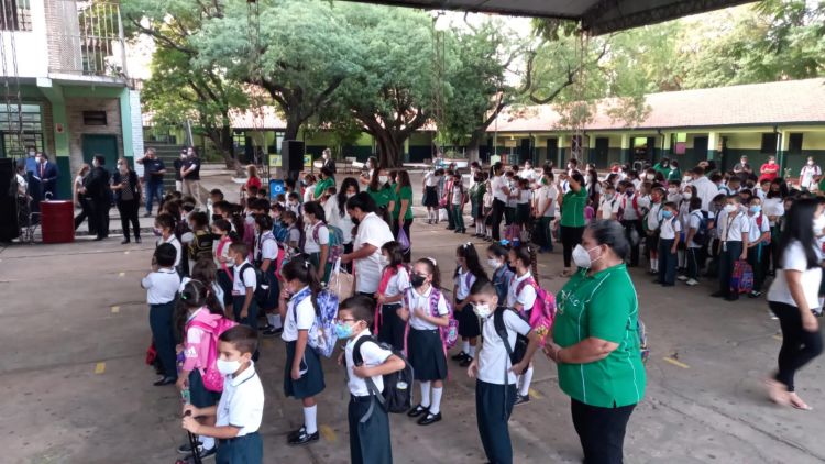 1.500.000 estudiantes vuelven a clases desde este lunes