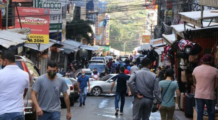 Postergan estudio que libera de impuestos a productos vendidos a turistas