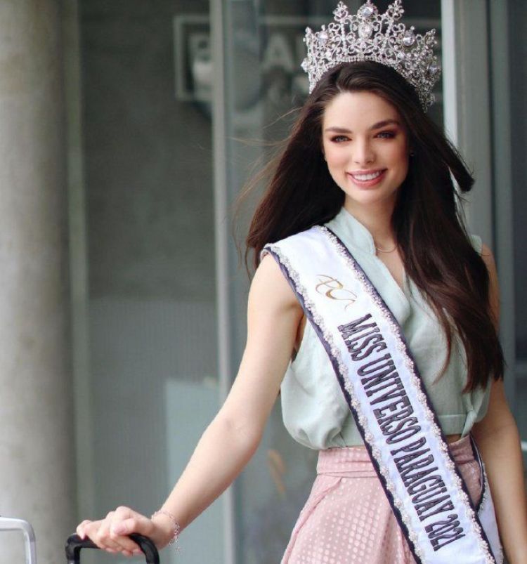 La virreina Nadia Ferreira arribará este jueves al país