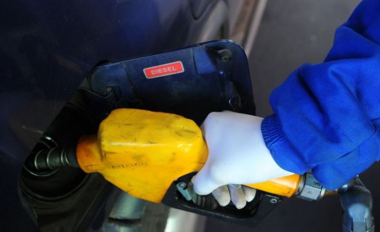 Principio de acuerdo sería que el gasoil común solo aumente G. 200