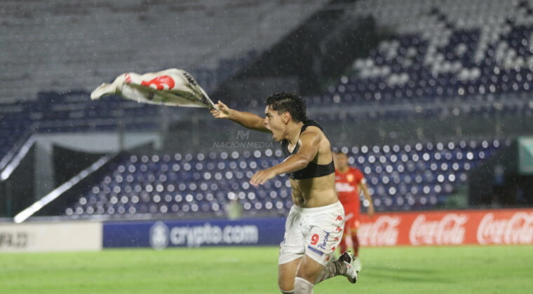 Nacional ahora se topa con el Sporting Cristal
