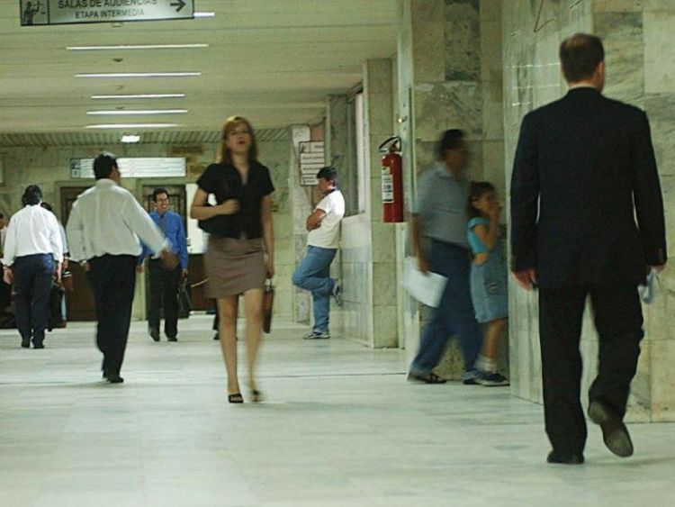 Usarán más del fondo Covid-19 para pagar salarios a estatales
