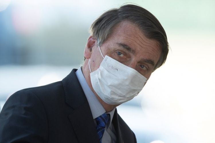 Bolsonaro insisti en que la OMS "exagera" y anim a la autoridades locales a reabrir su economa