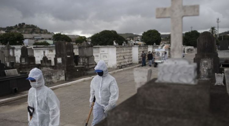 Brasil supera las 520.000 fallecidos por COVID-19, pero mortalidad vuelve a caer