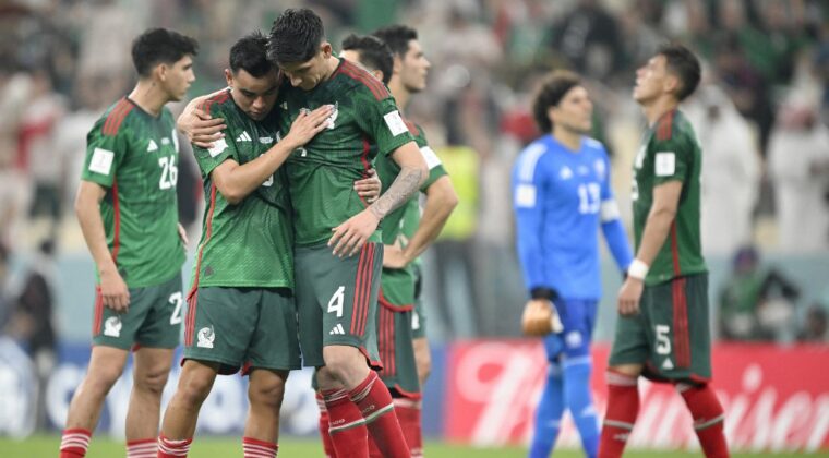 México del Tata Martino gana pero queda fuera del Mundial