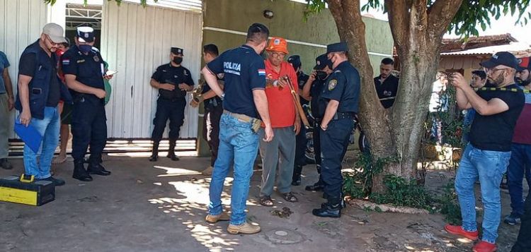 Asesinan a tiros a abogado frente a su vivienda en PJC
