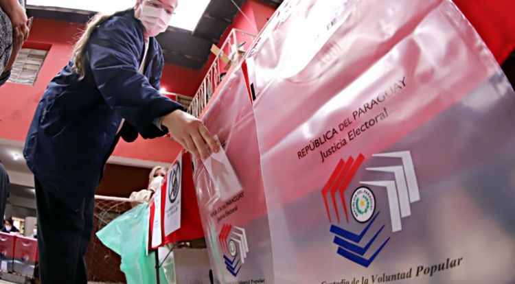 Multas por no votar y por otras faltas: aprueban proyecto con algunos cambios