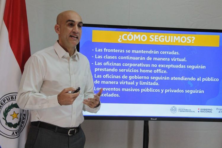 La población deberá adoptar el modo COVID de vivir, dice Mazzoleni