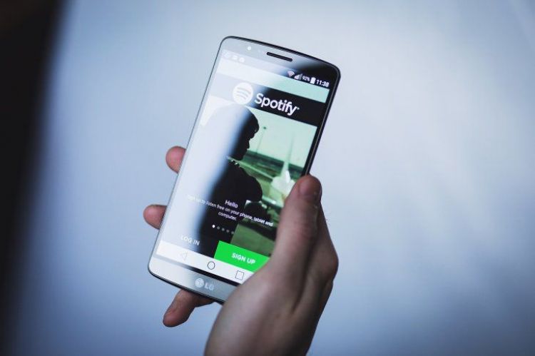 Spotify se convierte en el número 1 del podcast y tensa la competencia en el sector