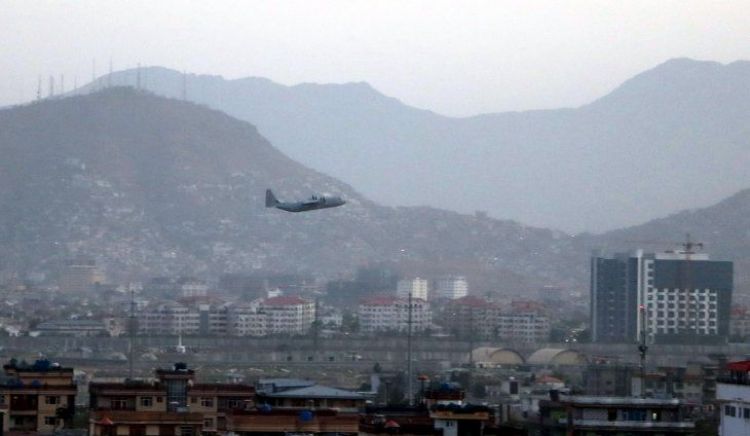 Aumentan a 95 los muertos en el doble atentado en el aeropuerto de Kabul