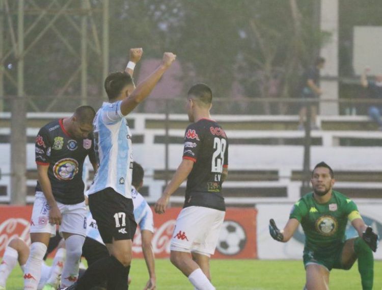 Guaireña aplasta a San Lorenzo