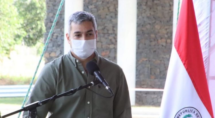 Abdo a Mazzoleni: "Los que te critican, ni para una olla popular contribuyeron"