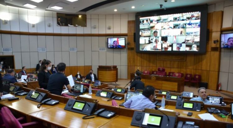 Senado aprueba préstamos por más de USD 450 millones para pavimentar rutas