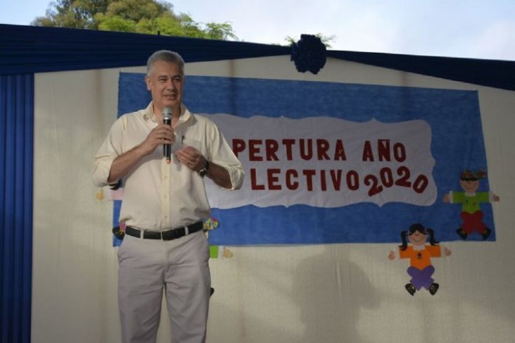 Ejecutivo informa a Fiscalía que José Acevedo no pidió permiso para reingresar al país