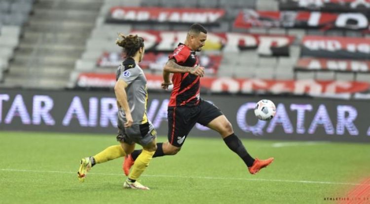 Paranaense elimina a Peñarol y se medirá en la final con Bragantino