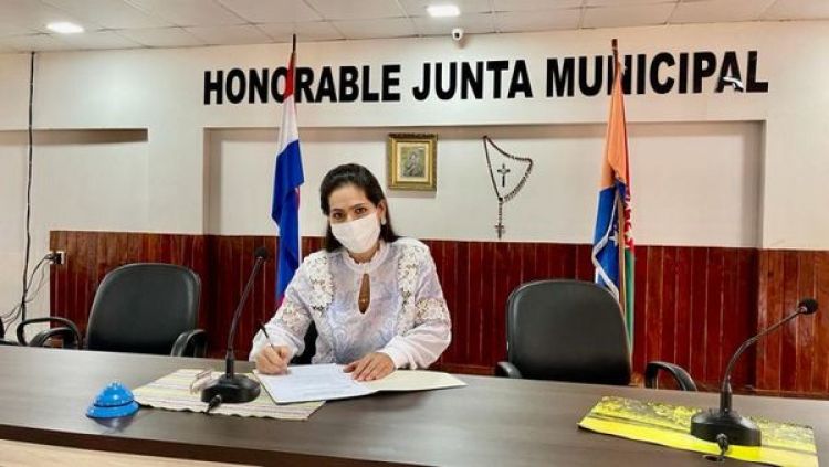 A una semana del atentado, asume nueva intendenta en Pedro Juan