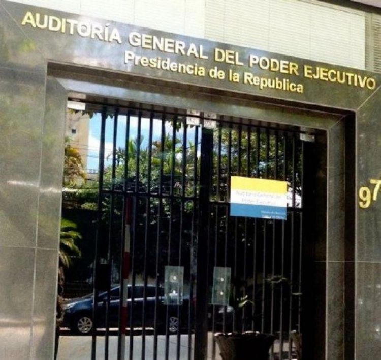 Auditoría advirtió en abril sobre las irregularidades al ministro de Salud