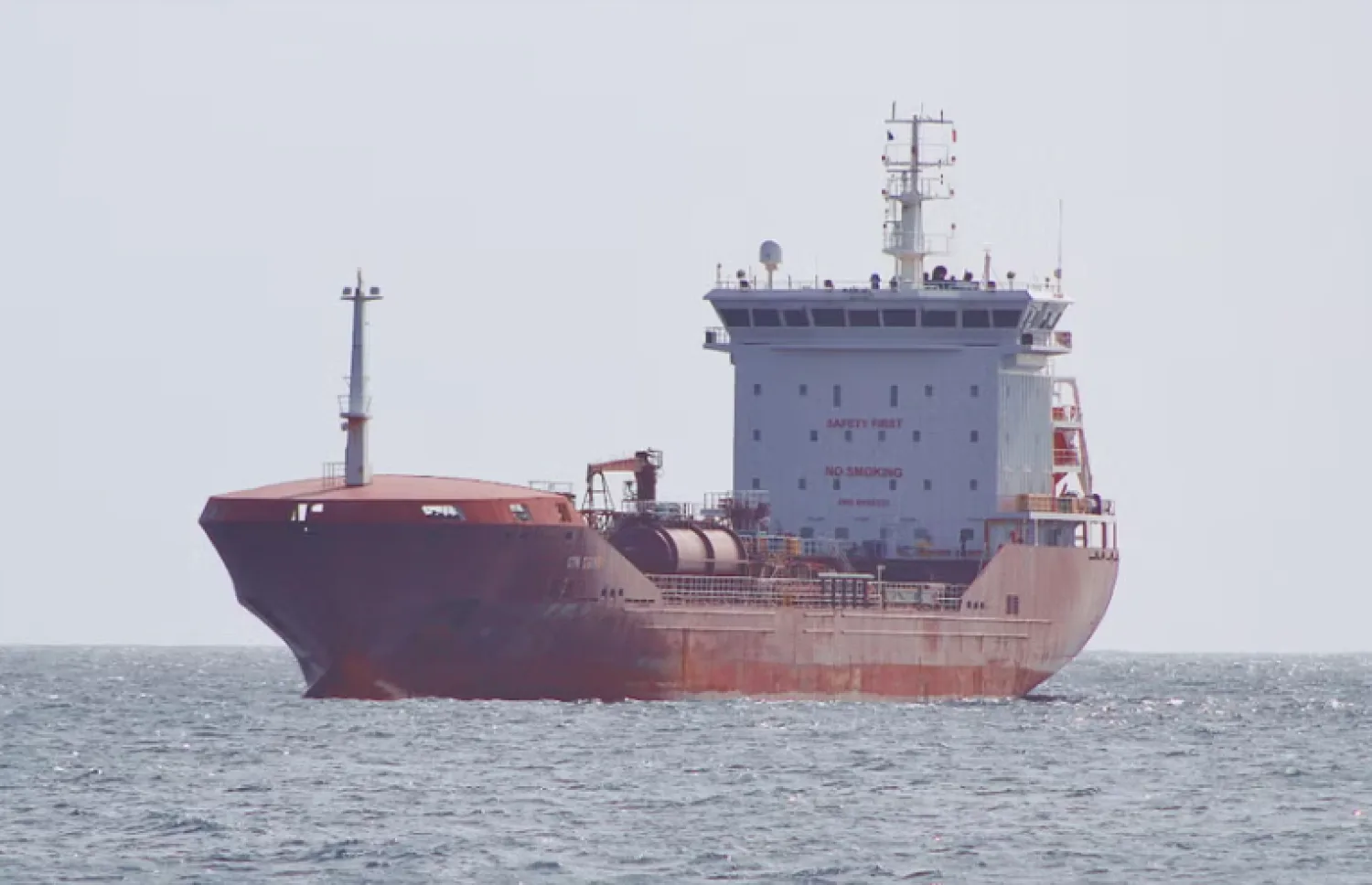 Rusia ataca dos barcos extranjeros en la costa de Ucrania, incluido un buque chino