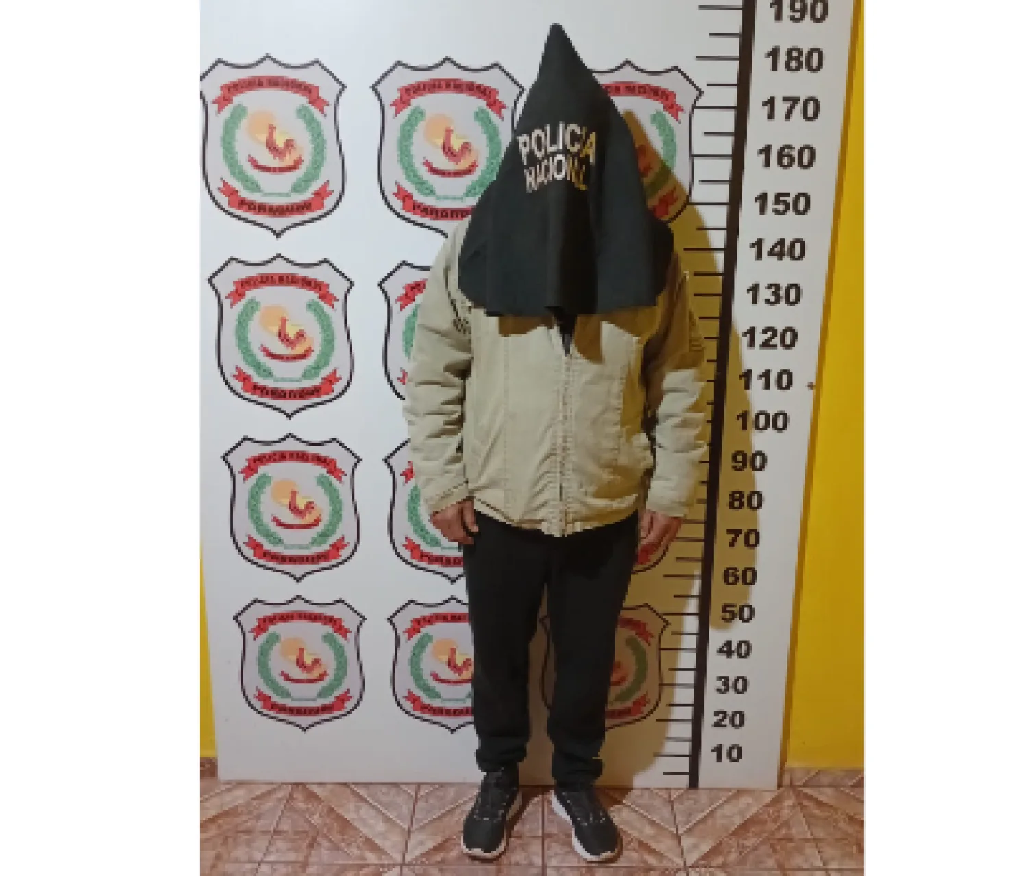 Detienen a un hombre con orden de captura por narcotráfico tras presentarse en una Comisaría
