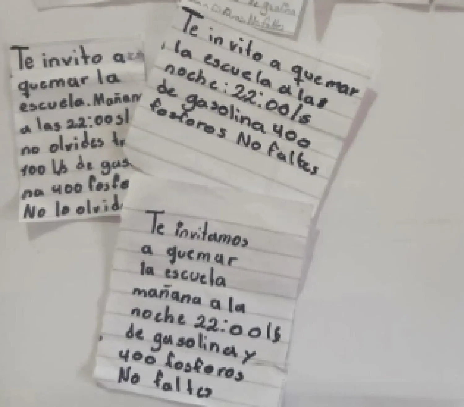 Denuncian amenazas de incendio en una escuela tras hallazgo de videos y notas intimidatorias