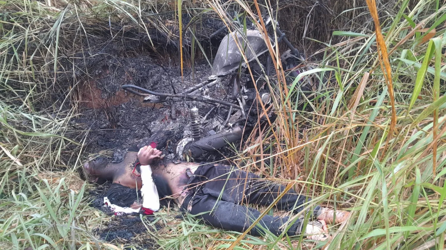 ÚLTIMO MOMENTO: Reportan hallazgo de cadáver calcinado y maniatado en Cerro Corá’i