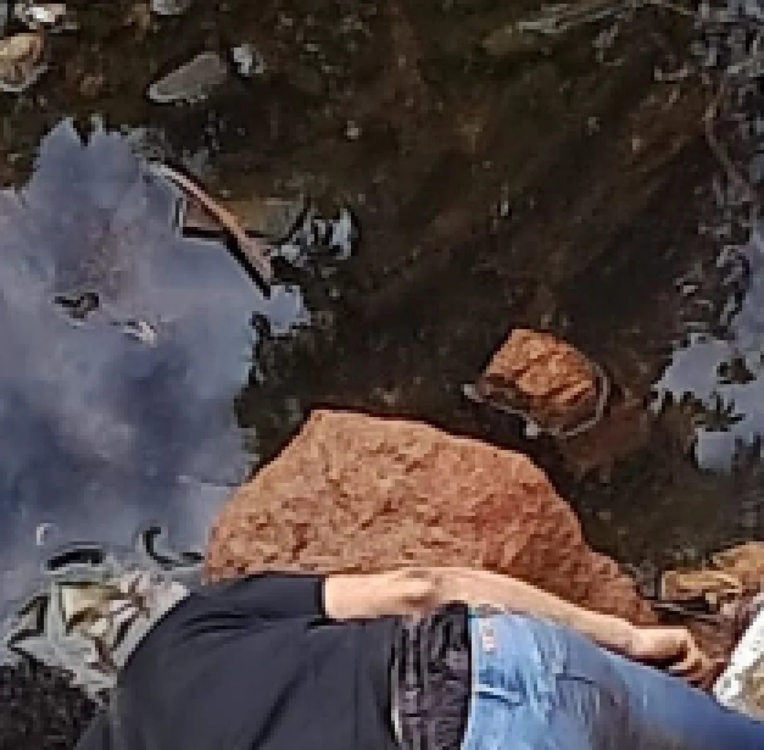 Identifican a joven que falleció tras caer a un arroyo en el barrio San Blas
