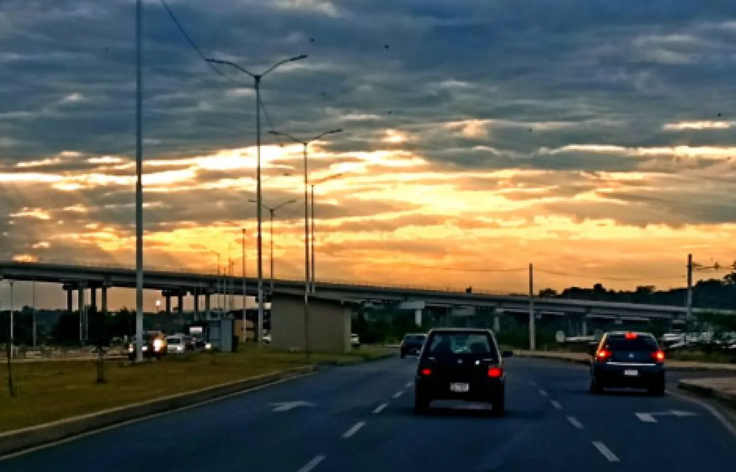 Sábado con ambiente fresco a cálido en gran parte del país