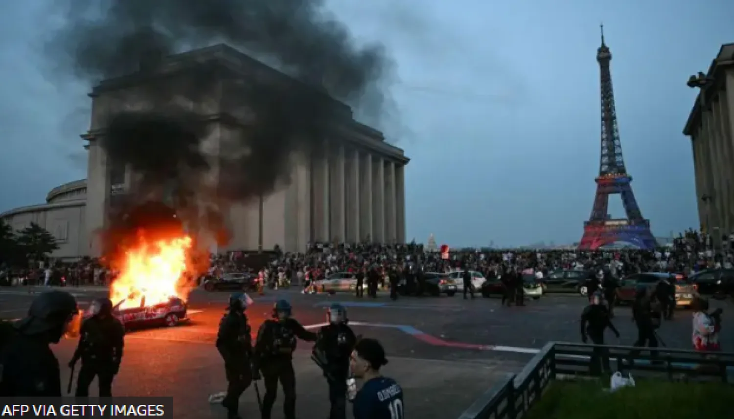 Más de 200 heridos y cientos de detenidos en Francia por disturbios tras la victoria del PSG en la Liga de Campeones