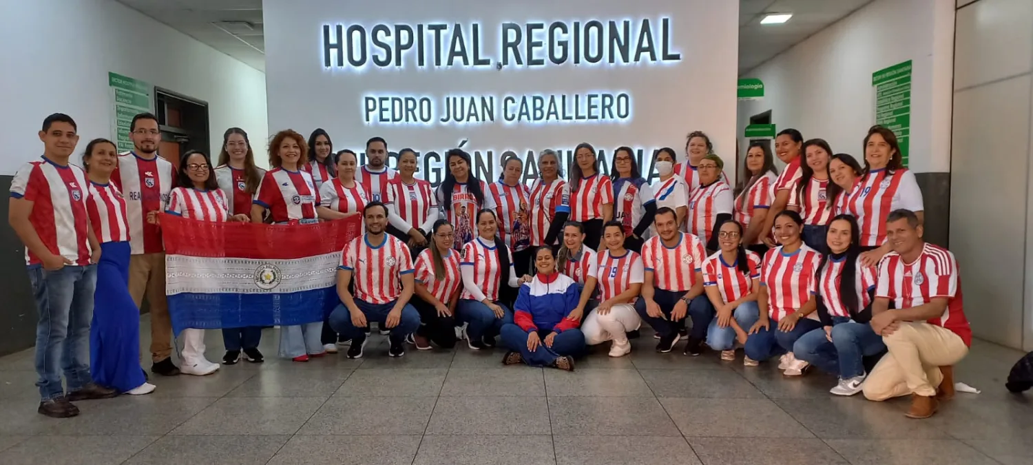 ¡Amambay alienta a la Albirroja! Personal de salud de la XIII Región Sanitaria se viste de selección