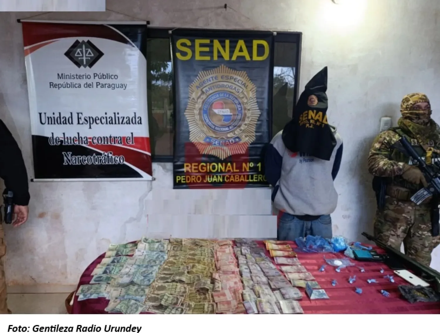 Desmantelan centro de distribución de drogas que operaba como fachada de un salón de belleza