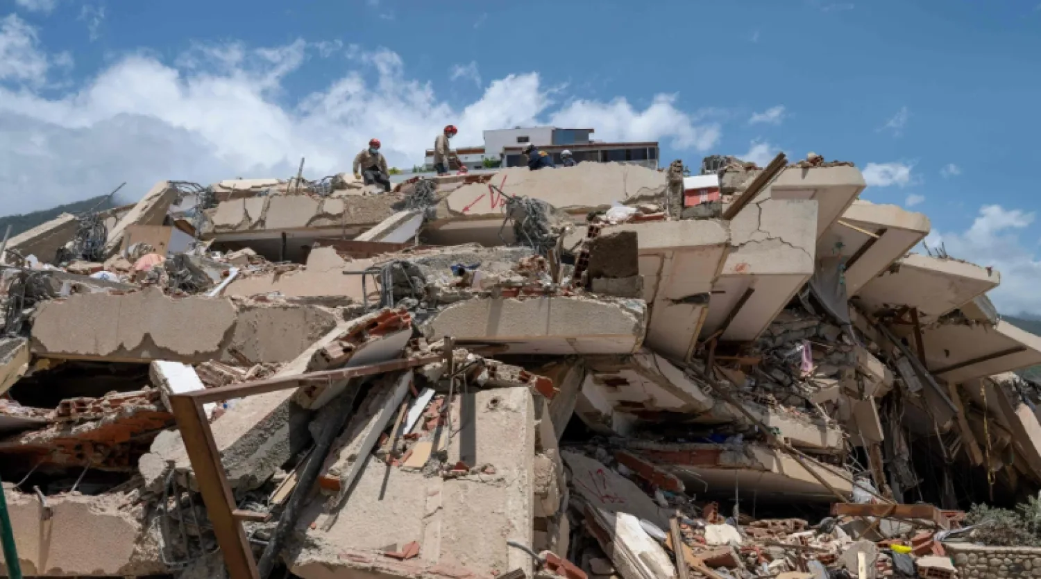 Se elevan a 1.450 los fallecidos por el doble terremoto en Venezuela