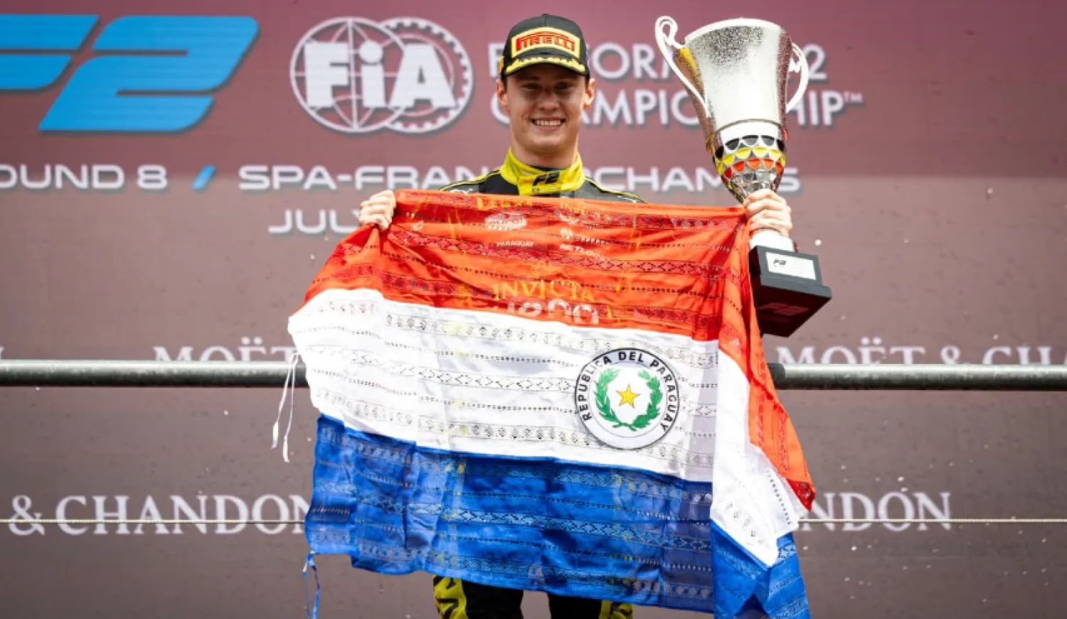 ¡Sonó el himno paraguayo en Bélgica!. Joshua Duerksen conquista la carrera sprint de la Fórmula 2