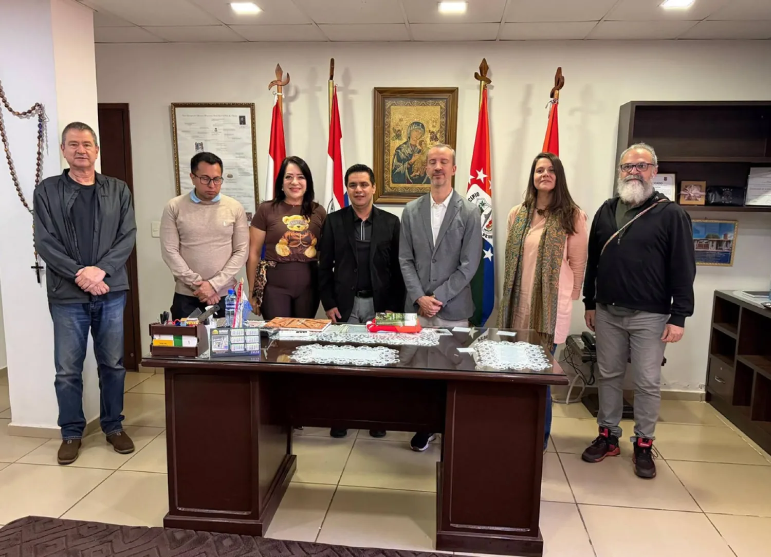 Visita oficial del Embajador de España a la Municipalidad
