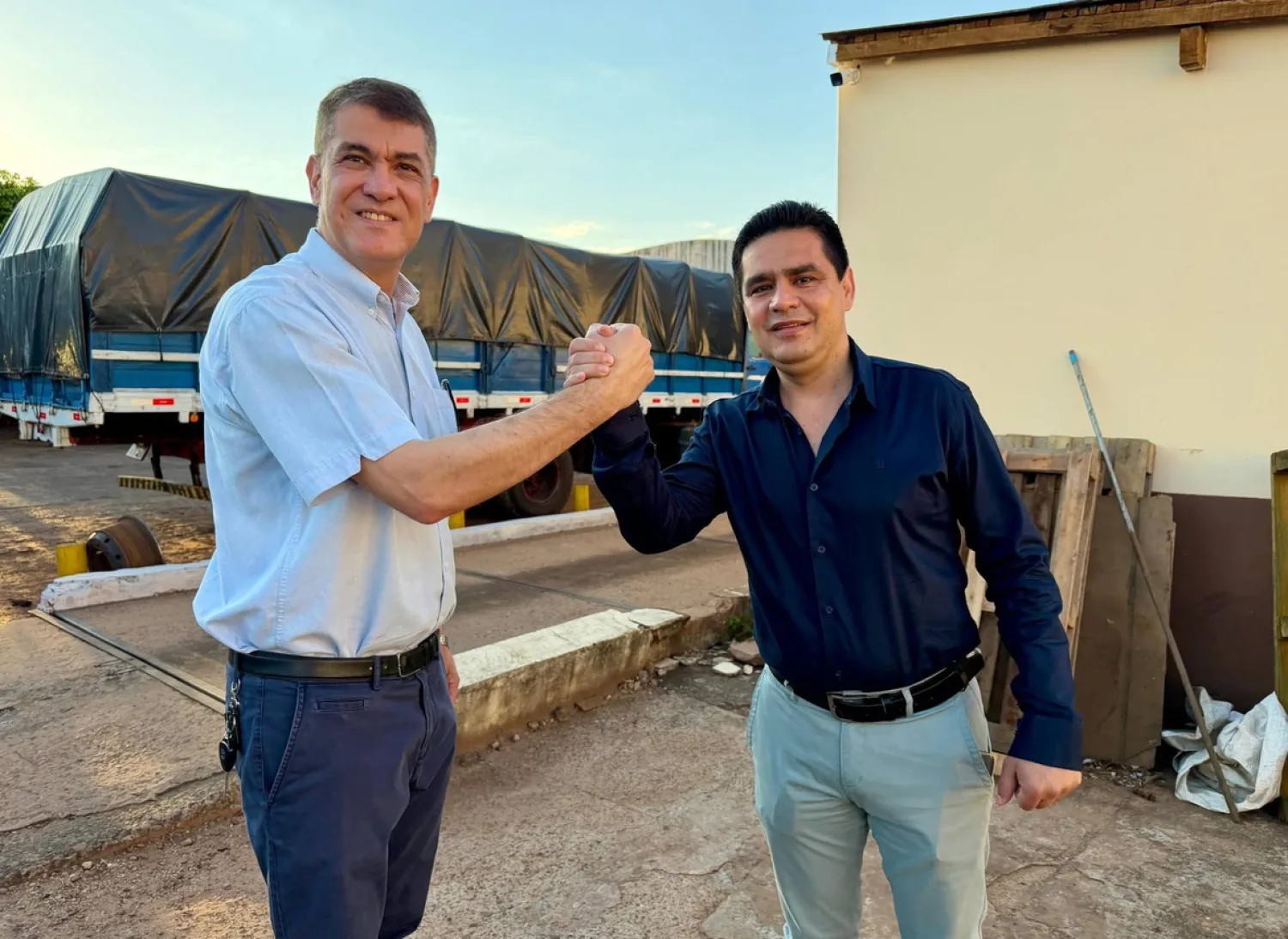 Ronald Acevedo  y su equipo llegan al sector comercial con propuestas y la verdad de lo realizado durante su gestión