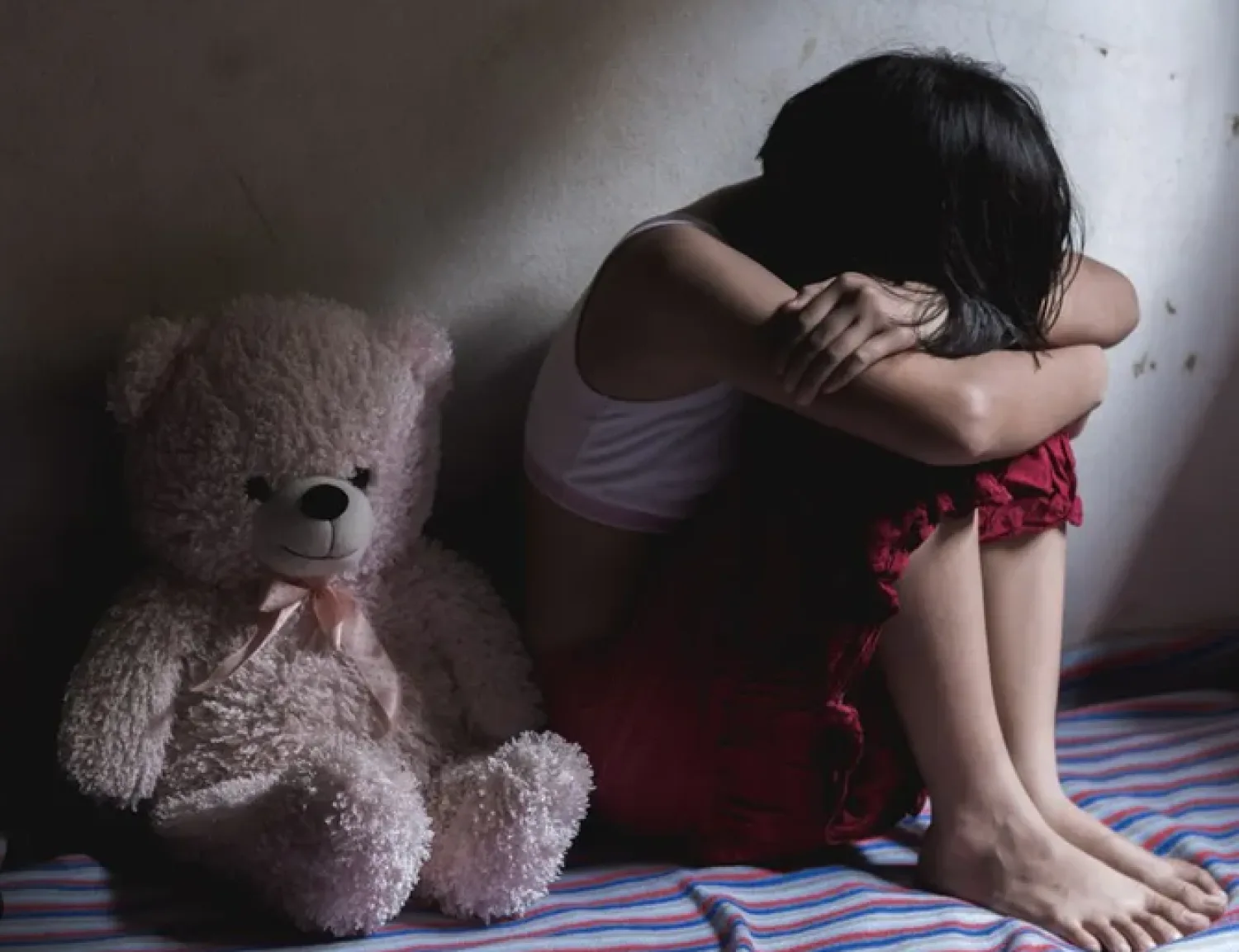 Detienen a joven de 19 años  por presunto abuso de su prima menor de edad