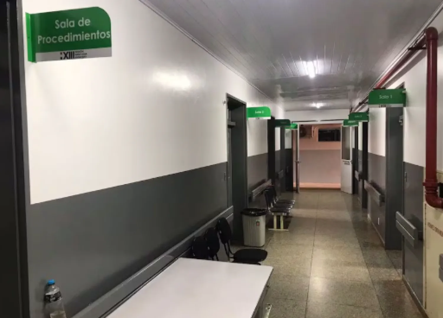 Sujetos armados y encapuchados irrumpen en el sector de internación del Hospital Regional y escapan tras forzar una puerta
