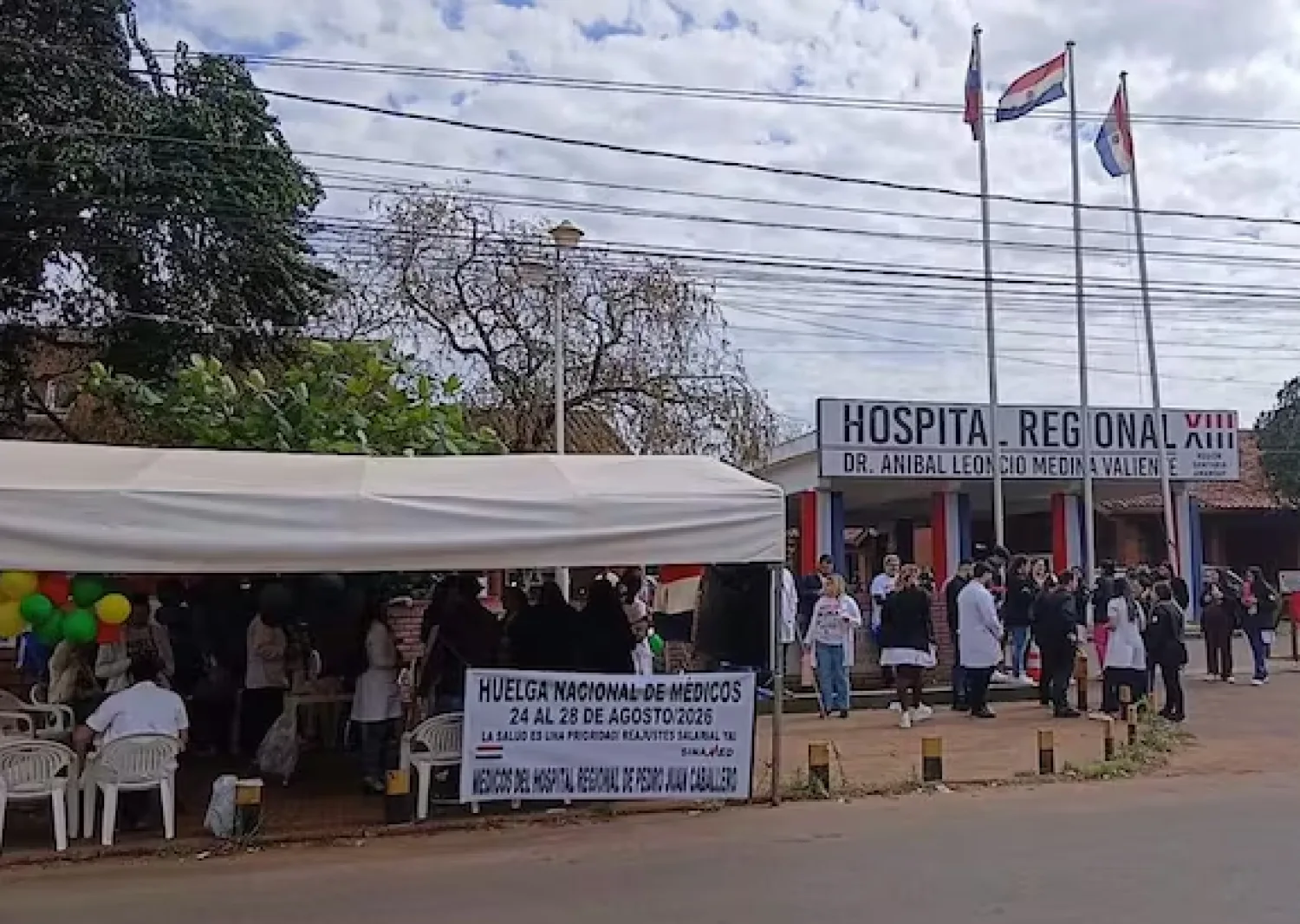 Médicos del Hospital Regional se suman a huelga nacional y denuncian falta de fármacos para cáncer, hipertensión y diabetes