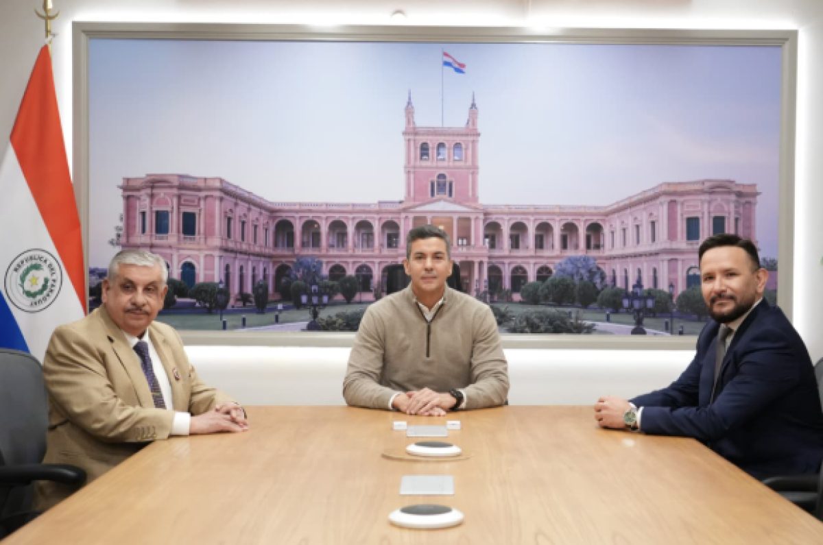 Isaías Fretes asume el Ministerio y Derlis León lidera el IPS