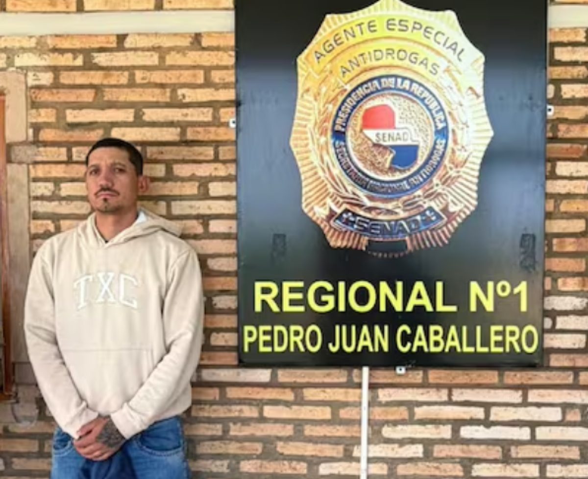 Expulsan de Paraguay a Aldair Ovelar, alias "Careca", presunto miembro del Comando Vermelho con condena de más de 40 años en Brasil