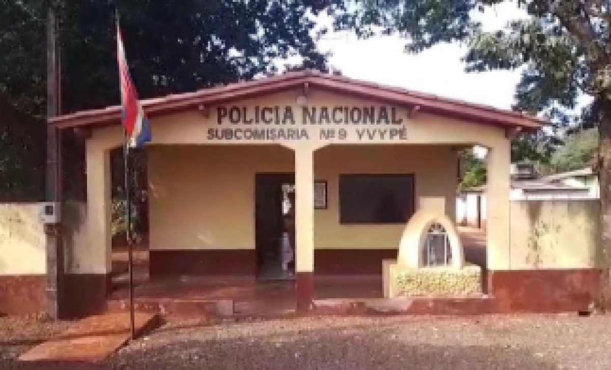 Cae en control rutero un hombre con orden de captura por homicidio en Colonia Yvype